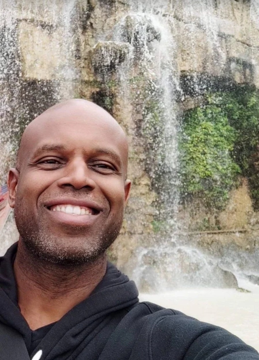 Victor, 44 ans, Dury
