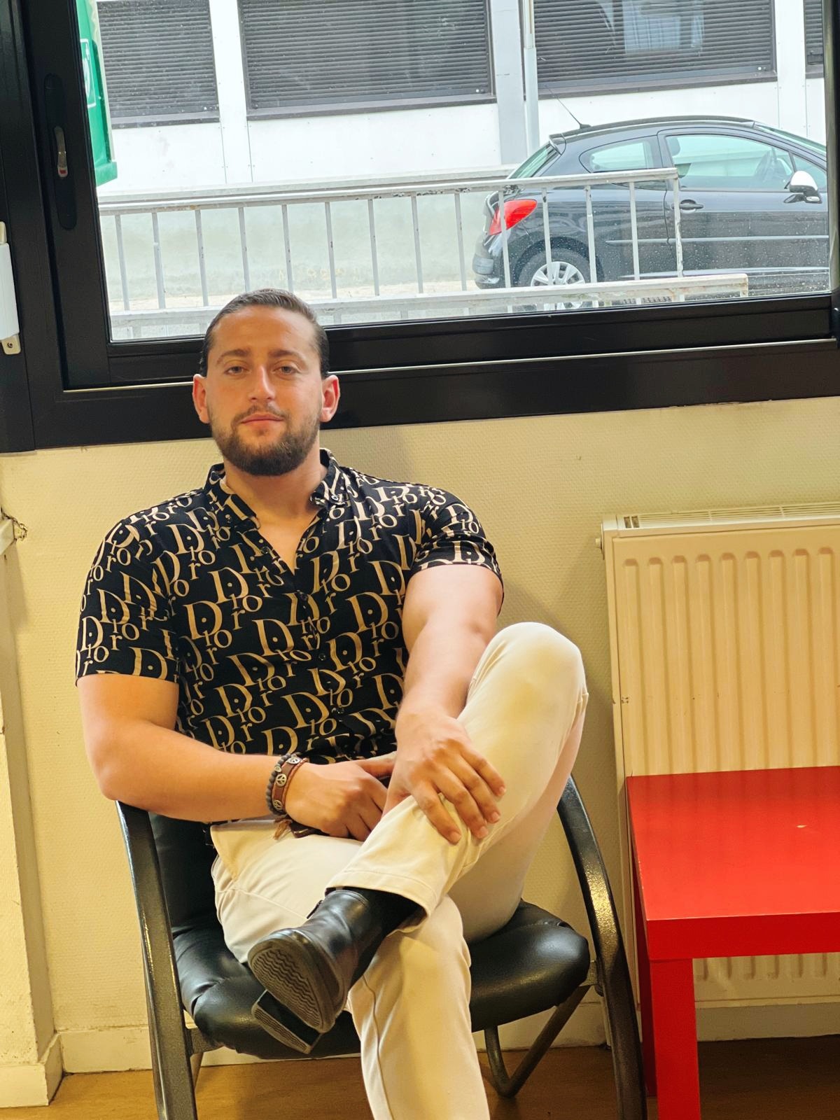 Honoré, 26 ans, Surcamps