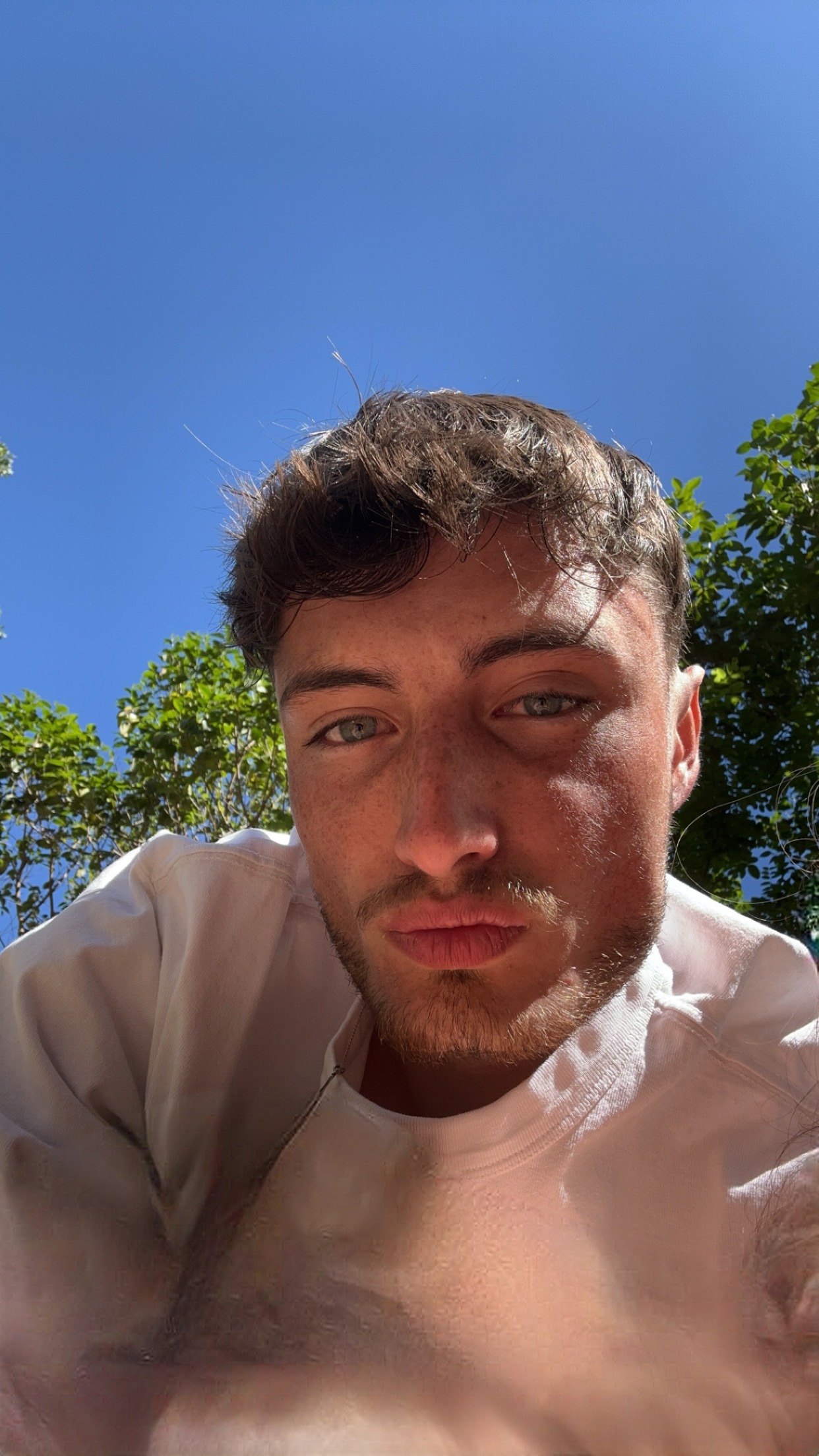 Luc, 24 ans, Roiglise