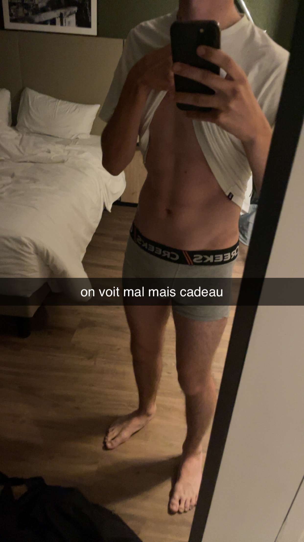 Nour, 22 ans, Famechon