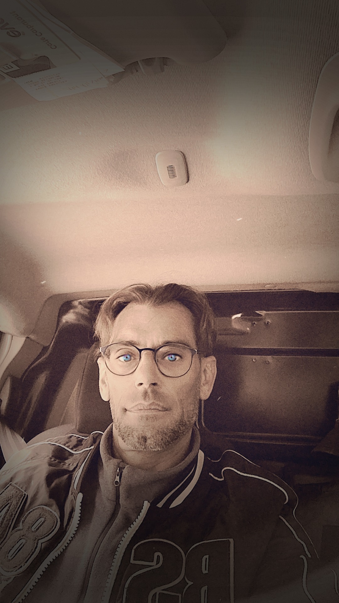 Madi, 45 ans, Équancourt