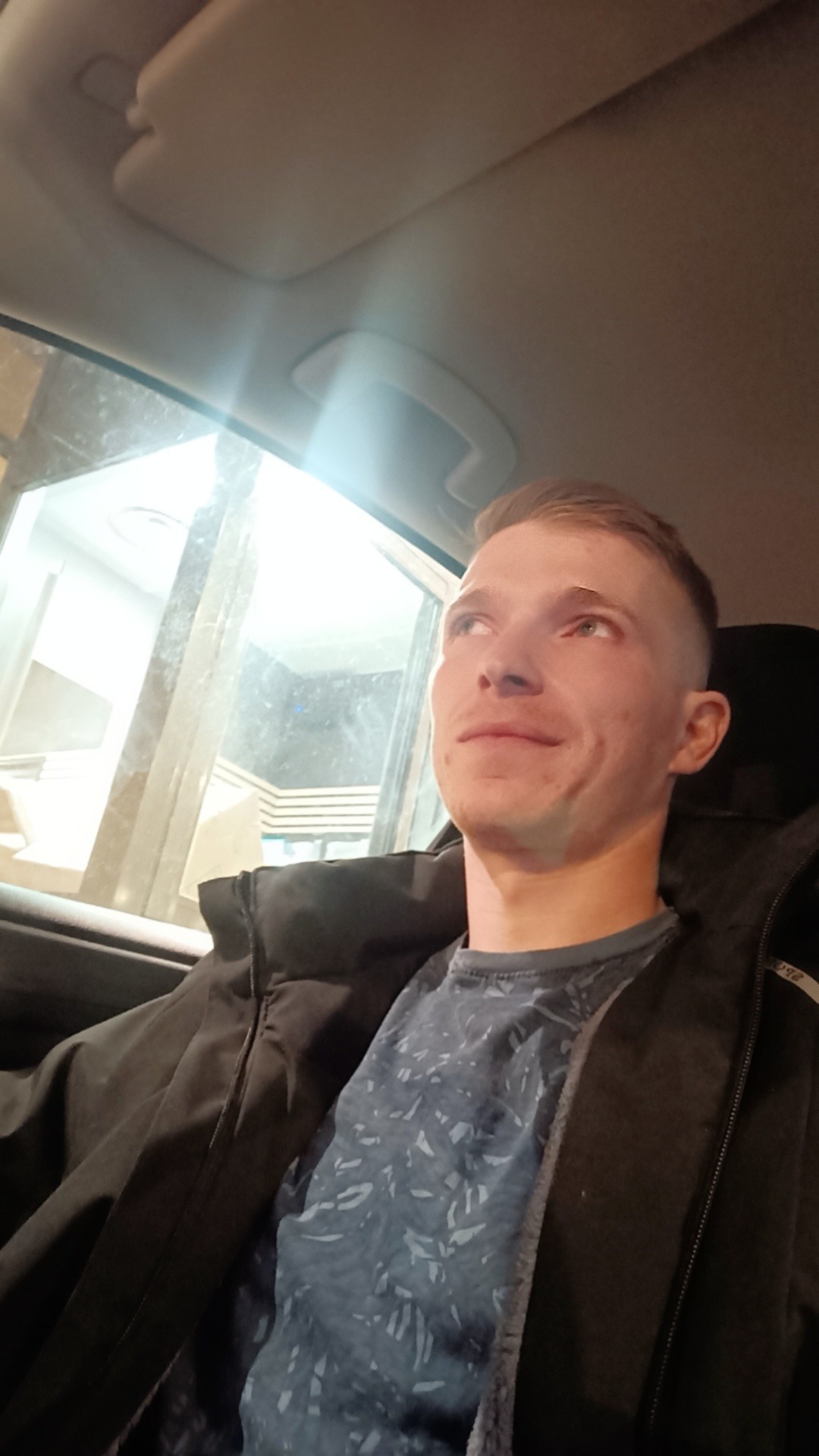 Mouhamed, 28 ans, LaNeuville-lès-Bray