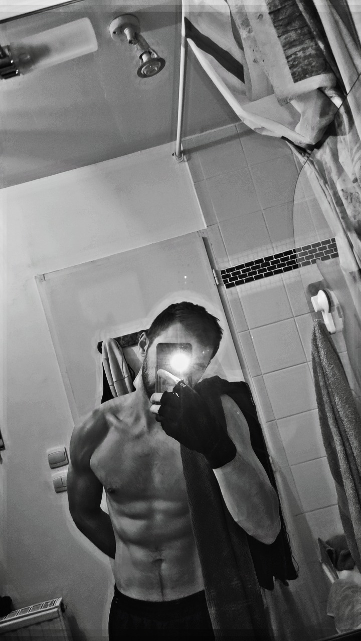 Yoni, 26 ans, Neuvillette
