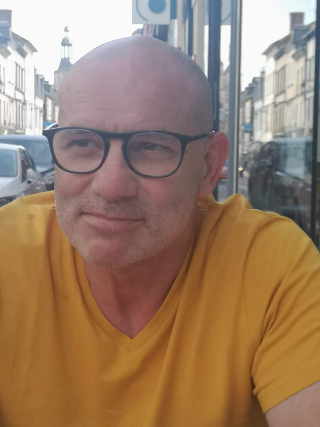Eren, 45 ans, LaNeuville-lès-Bray